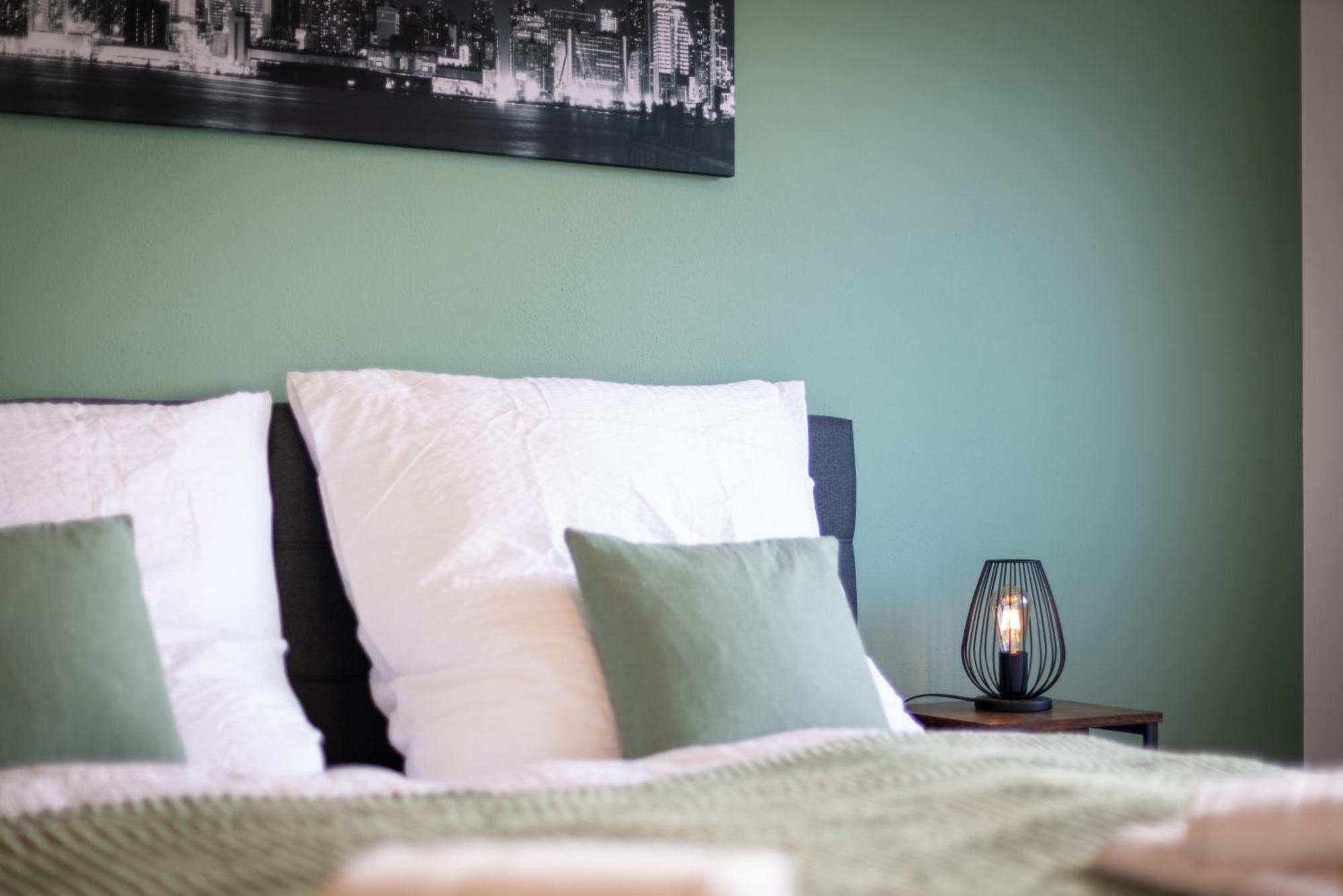 Homely-Apartment Manhattanart, Zentral, Parkplatz, Billard,Ps4, Dart, Balkon بيليفيلد المظهر الخارجي الصورة